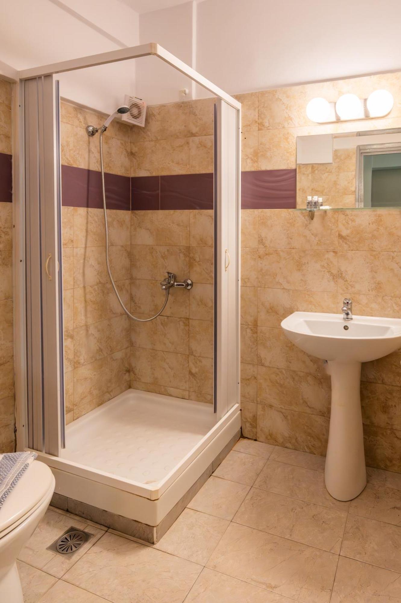 Fontana Luxury Rooms Mytilene Exterior photo
